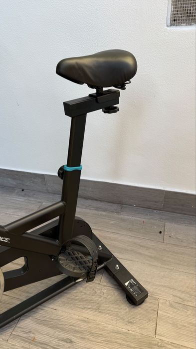 Bicicleta Indoor Fit 1000 BEHUMAX