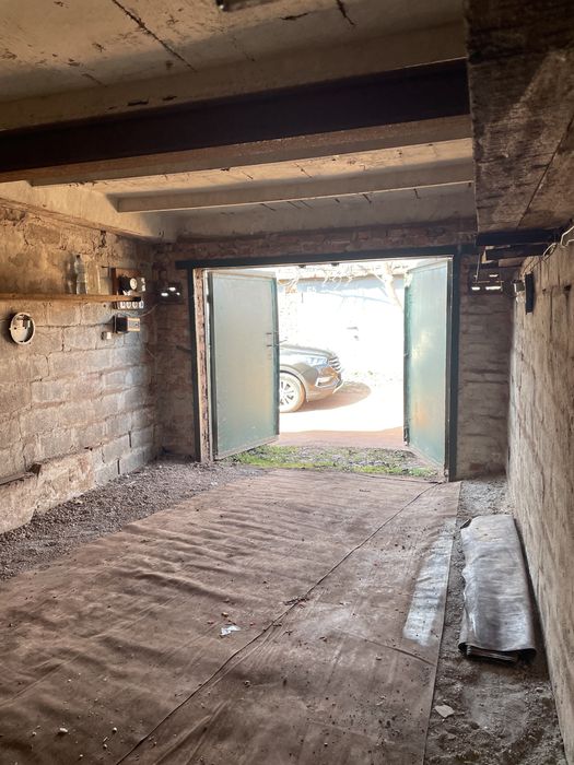 Гараж в кооперативе «Заря» (Крэс-Октябрь)