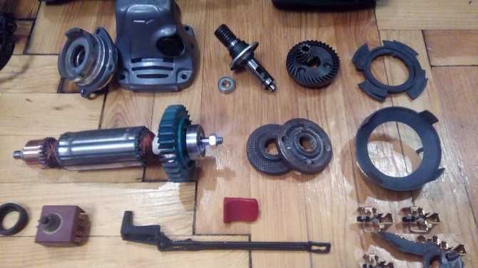 Запчасть на Болгарку Makita 5030 и не только