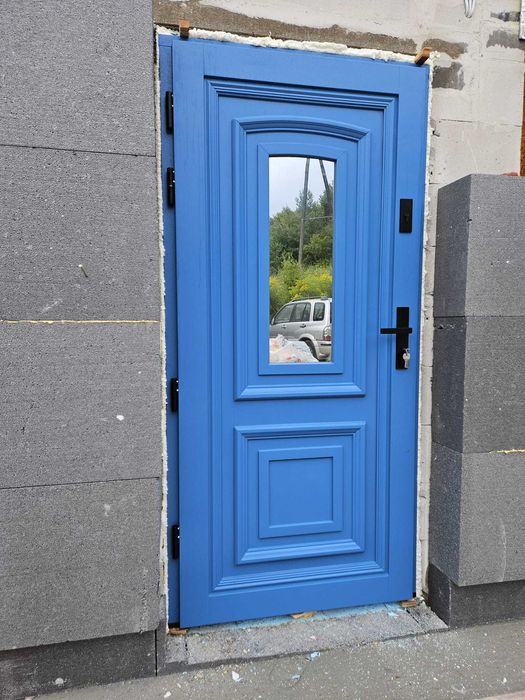 Drzwi wejściowe zewnętrzne drewniane od producenta dostawa gratis