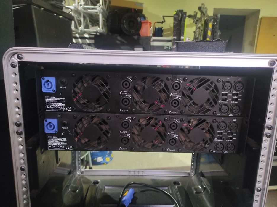 Amplificador TSA 4-1300