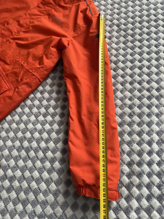 Курточка демісезонна на 158 см.