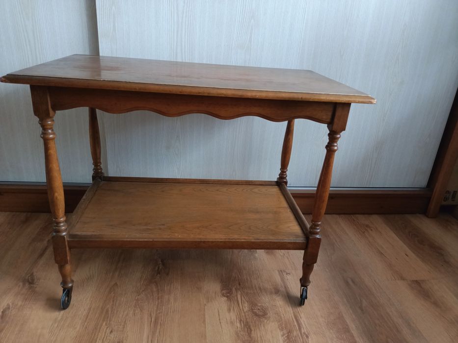 Stary stolik barek na kółkach