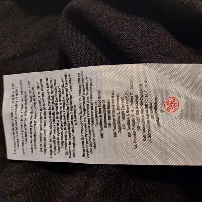 Sweterek kardigan  czarny Janina r.50,52