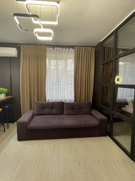 Подобова квартира,район отель Буковина,обл. лікарня,парк Шевч.,стадіон