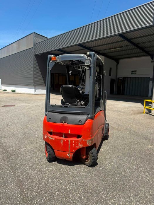 Empilhador elétrico Linde E20PH 01