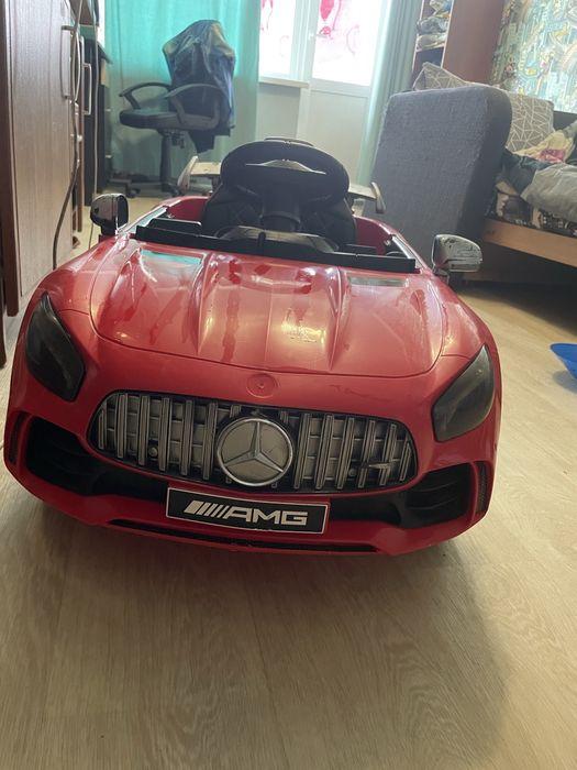 Детский электромобиль