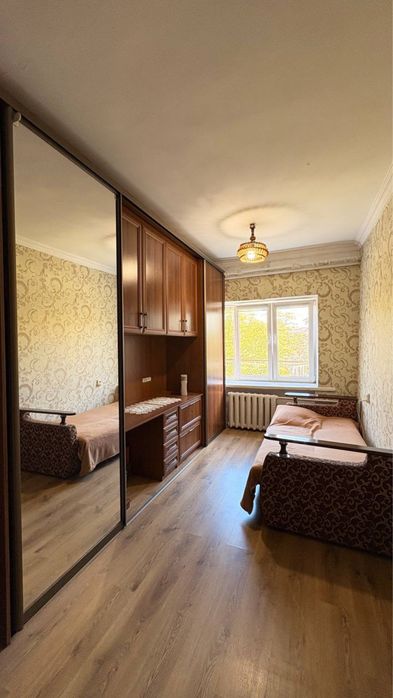 Продаж кімнати в гуртожитку, вул.Відінська