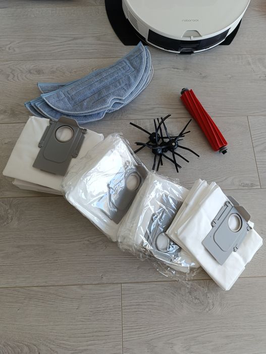 Roborock S7 MAX Ultra com base + acessórios