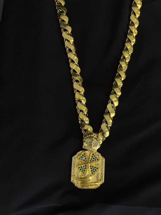 Cordão de moeda antiga