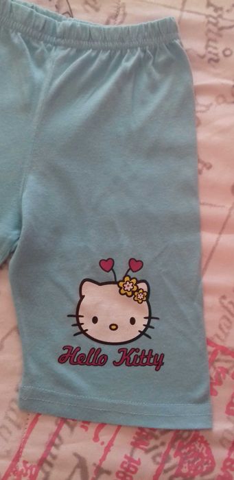 Conjunto fresquinho da Hello Kitty - 5 anos