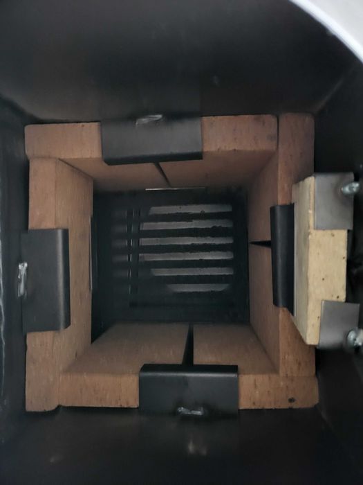 Nowy Piec 7 cegieł szamotowych, Koza, piecyk szamotowy