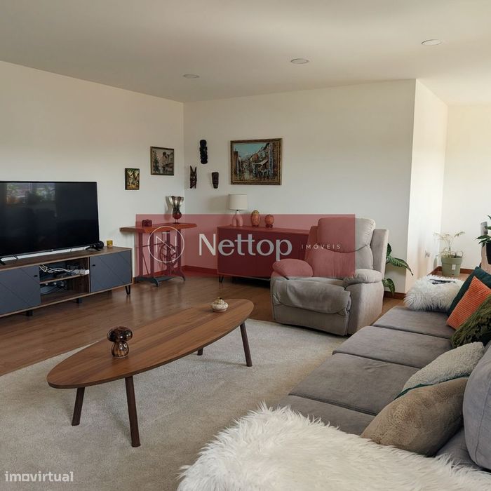 Apartamento T3 Duplex na freguesia de Várzea — Várzea, Braga