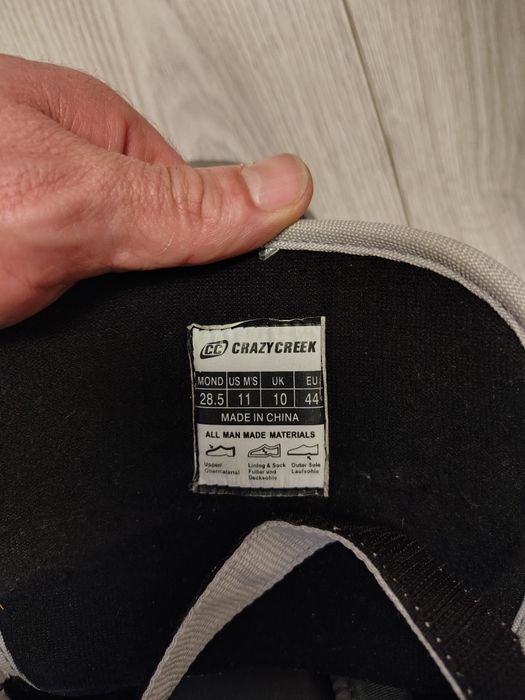 Deska snowboardowa 150, wiązania i buty 44, komplet