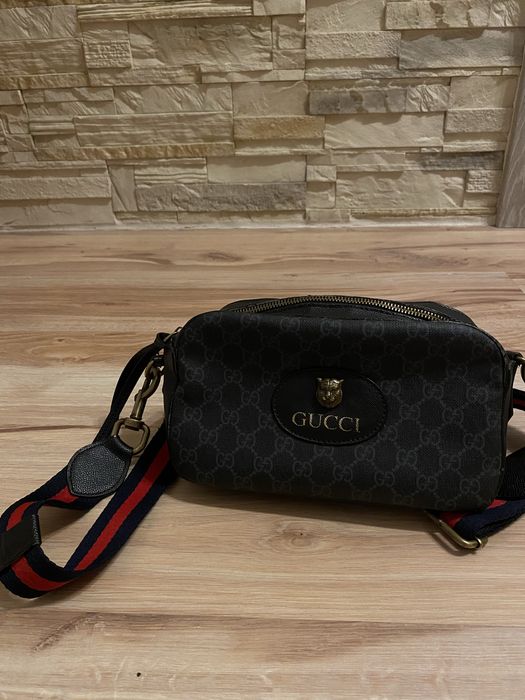 Skorzana torebka Gucci