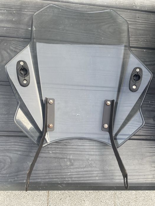 Viseira alta montada em BMW R1150R