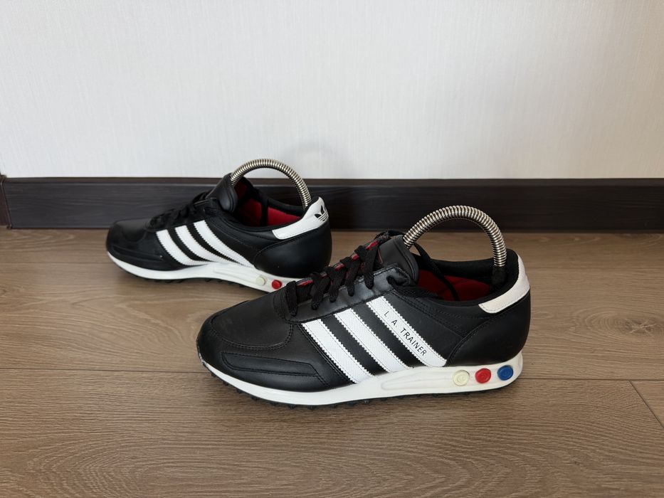 шкіряні кросівки adidas L.A.Trainer 40.5 розмір