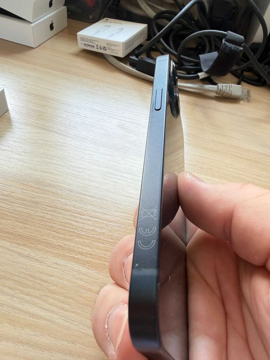 IPHONE 13 - 128Gb MidNight c/Novo c/Bateria 98%