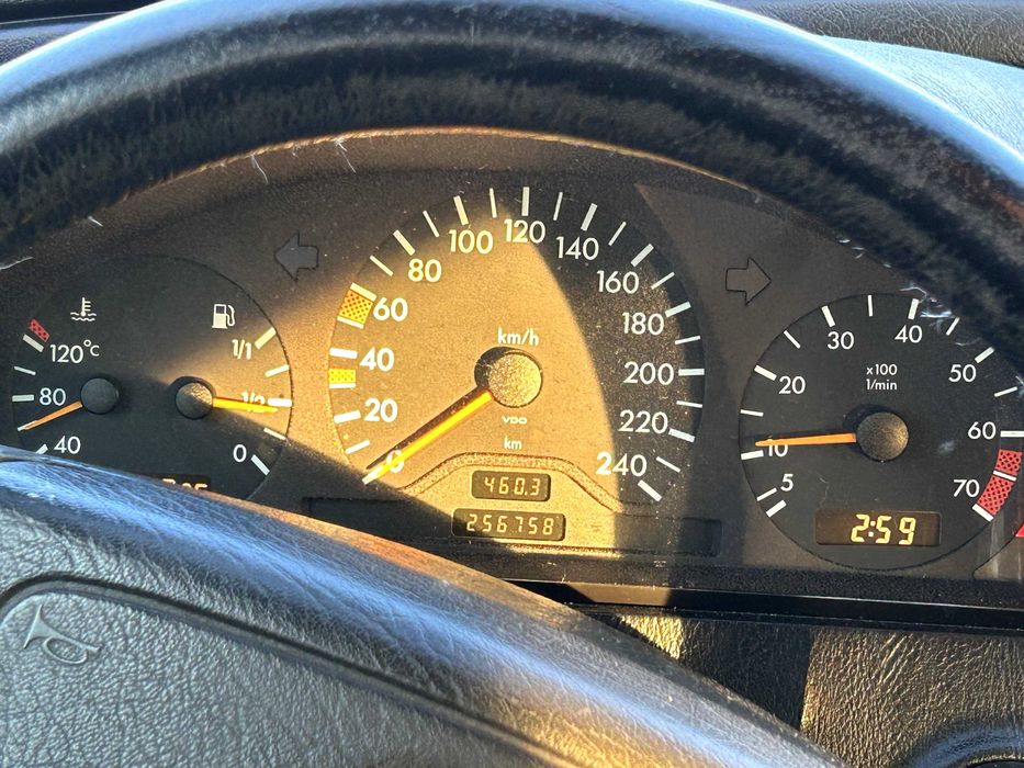 Carrinha Mercedes Benz W202