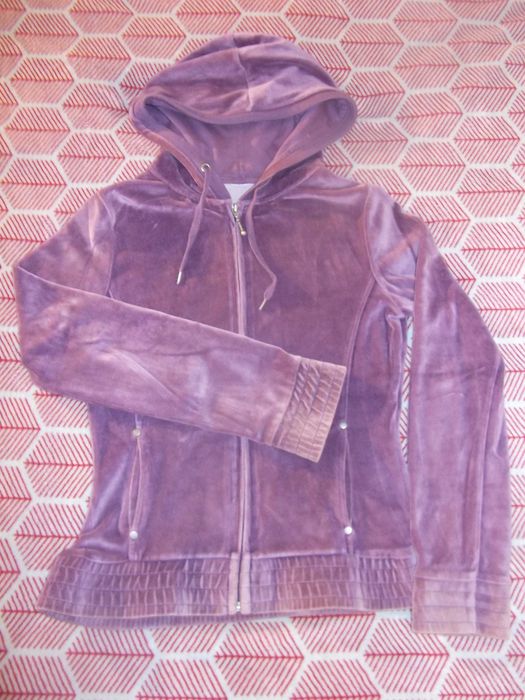 Casacos capuz lilás vermelho azul/blue red lilac hooded jackets (S)