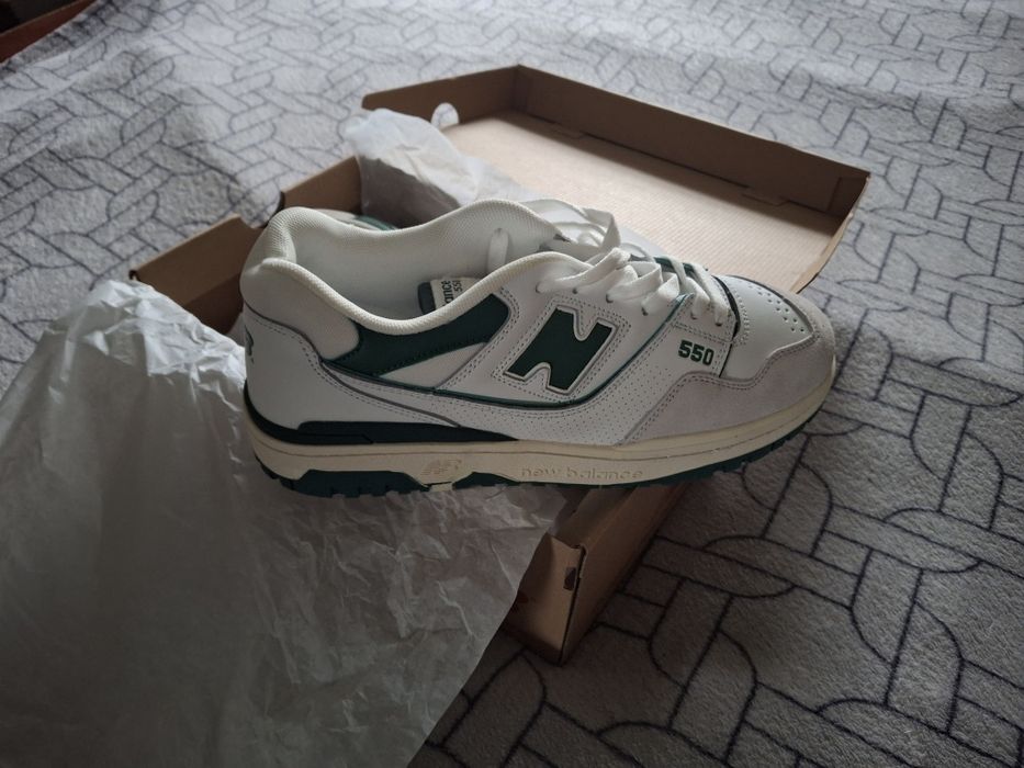 Продам кросівки не вживані