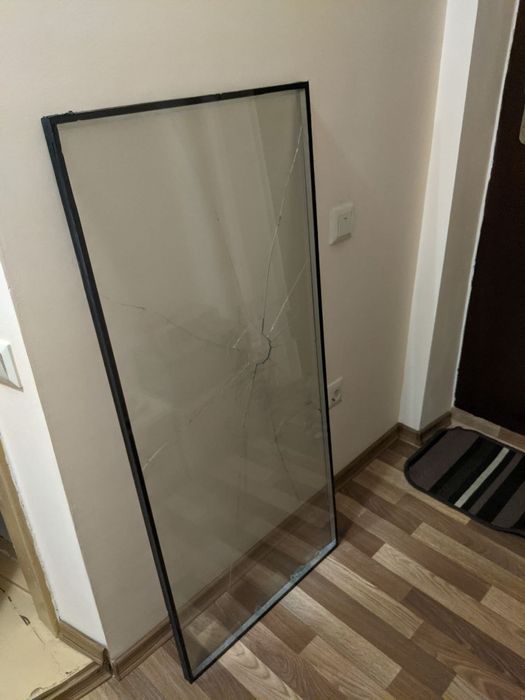 Віддам склопакет  55*122 см.