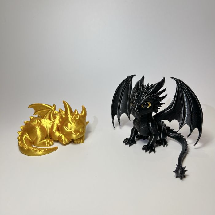 Фігурки драконів Терн і Андарна з книги "Четверте крило" 3D друк