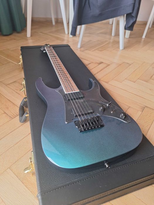 IBANEZ RG631 ALF-BCM Axion Label