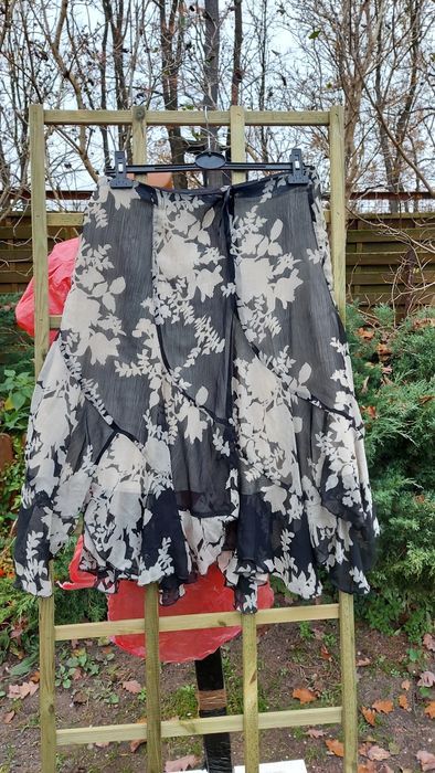 spódnica damska asymetryczna rozmiar L firma KATRIN