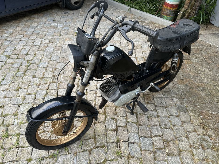 Moto casal de duas