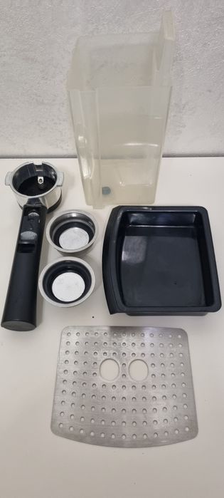 Продам кавоварку DeLonghi