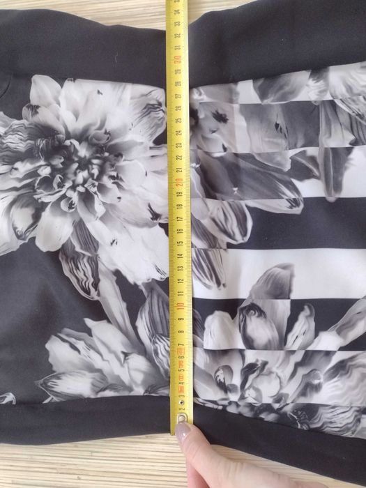 H&M, rozmiar 36 / S, taliowana sukienka damska