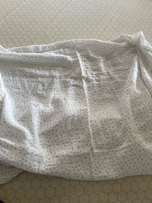 Vende-se Fralda Muslim Chicco