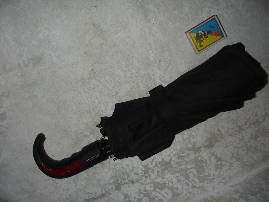 ЗОНТ/парасоля чорний (півавтомати і тростина) - на з/ч. 3 парасолі.