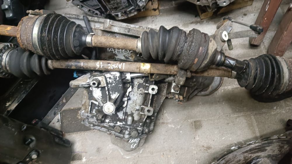 КПП opel zafira vectra corsa omega meriva astra  f17 f13