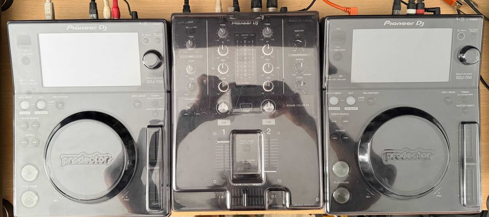 Pioneer DJM-250MK2 + 2x XDJ-700 + Capas