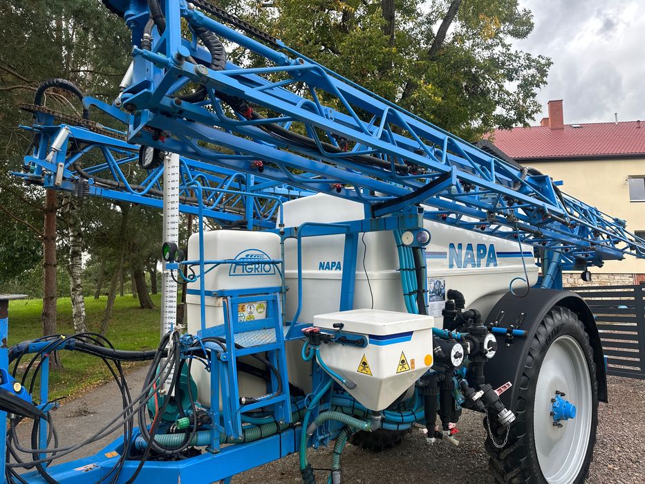 Opryskiwacz Agrio Napa 4000l Navi 24m