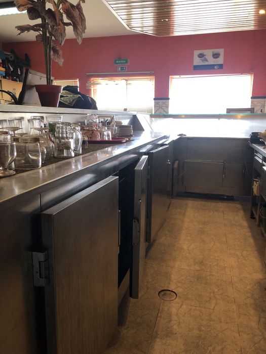 Balcão de Café/Bar em Inox e granito