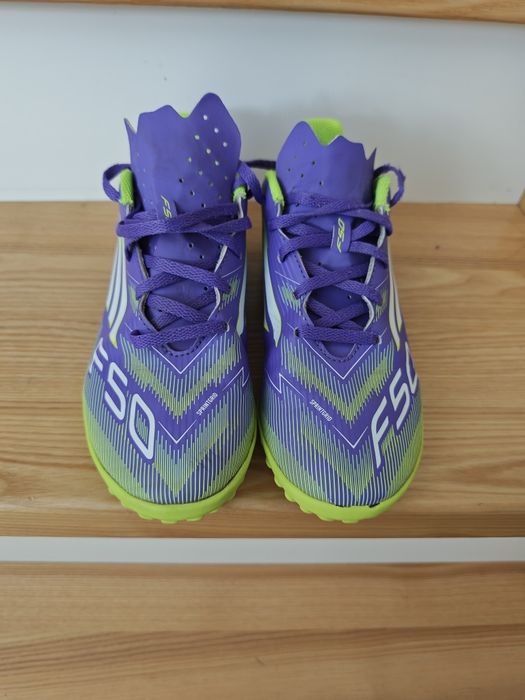 Turfy Adidas F50 rozmiar 38