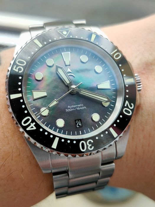 Zegarek Axios Ironclad 40.