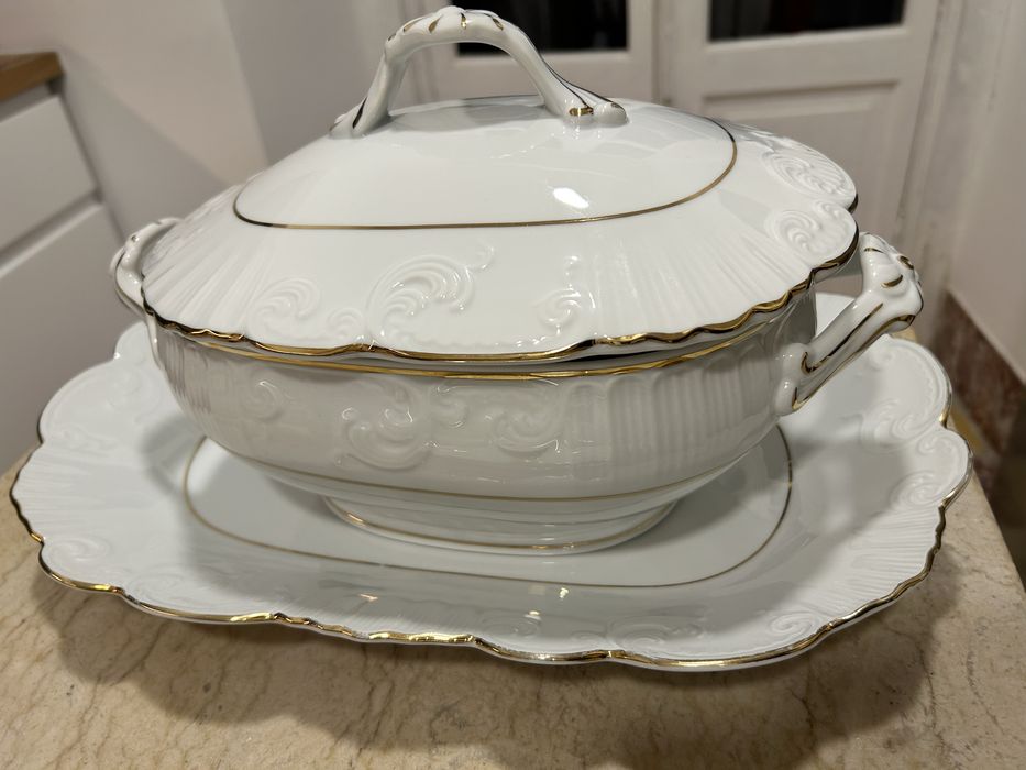 Peças Vista Alegre, serviço Mouzinho