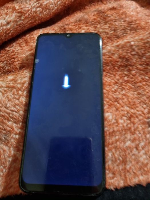 Mobile phone in excellent condition with protective cases and original box64739769913729122