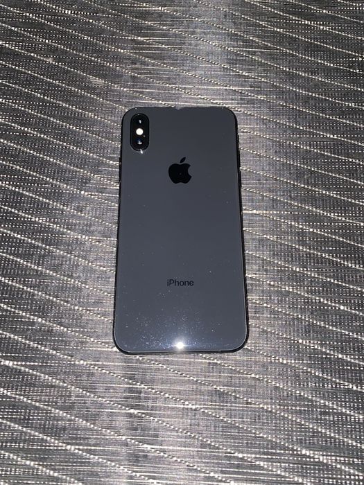 IPhone xs (256Gb)