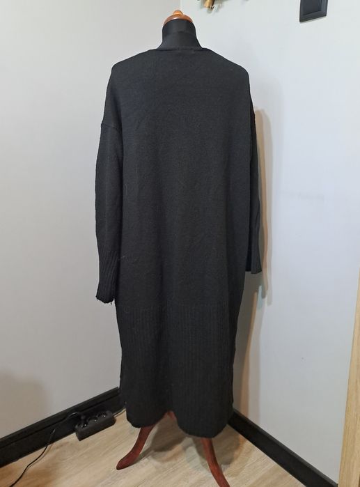 Długi czarny kardigan bershka 40 42