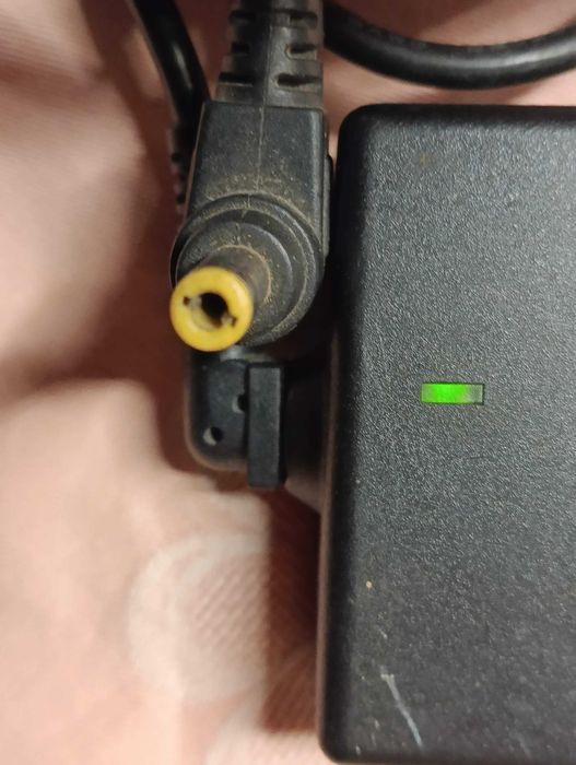 Блок живлення зарядне для ноутбука FUJITSU 20V 4.5A (5.5×2.5mm)