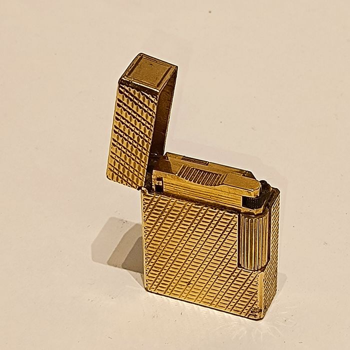 Isqueiro Vintage S.T. Dupont banhado a ouro #EOBV39 Vintage Art Deco