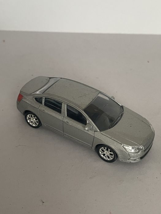 Citroen C5 miniatura
