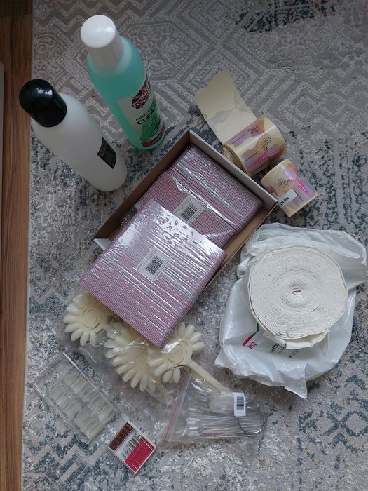 Zestaw do paznokci formy aceton tipsy waciki pilnik