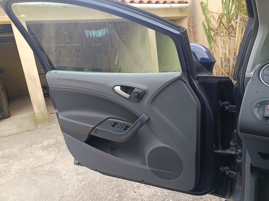 Carrinha SEAT Ibiza de 2010 1.6 TDI