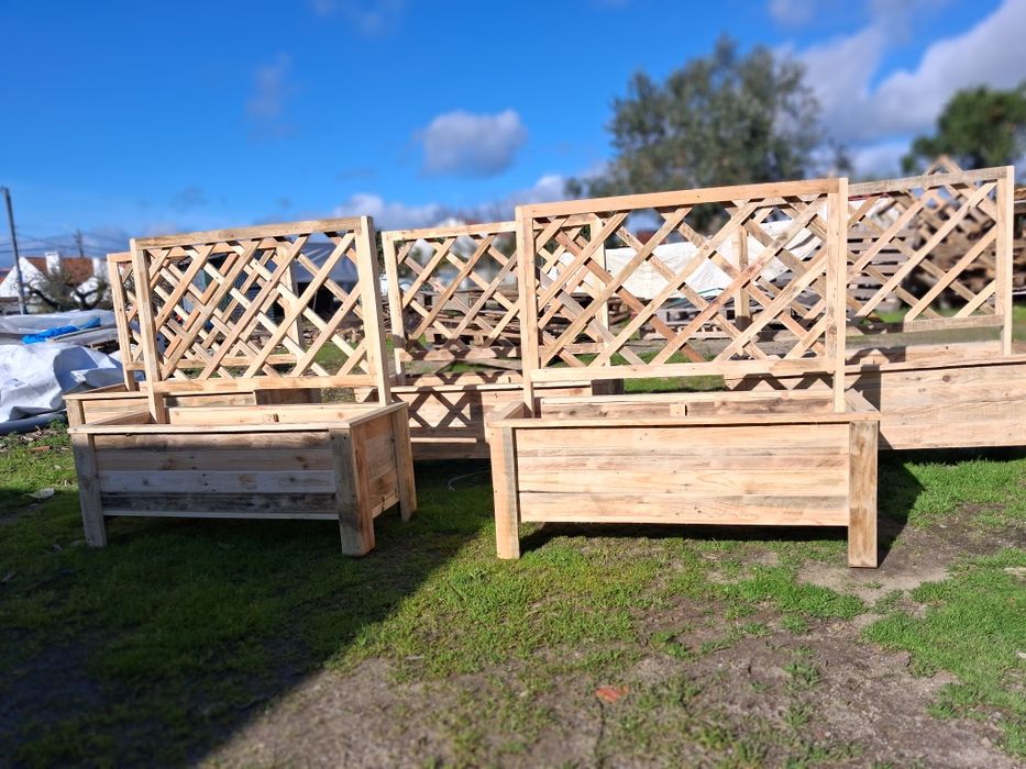 Floreiras com trelica